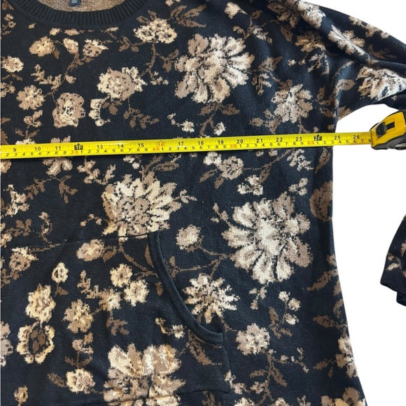Isaac Mizrahi Live! Black & Brown Floral Jacquard Sweater Size XL - Picture 5 of 6
